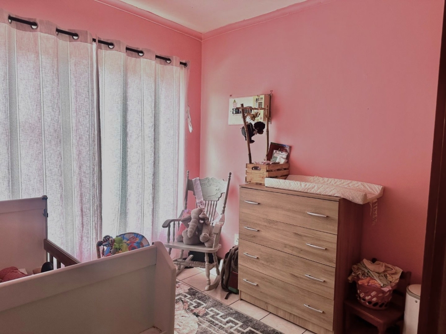 2 Bedroom Property for Sale in Denneoord Western Cape